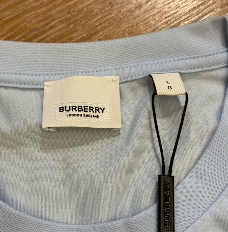 全新 Burberry 素面短T-Shirt 袖口有LOGO-13