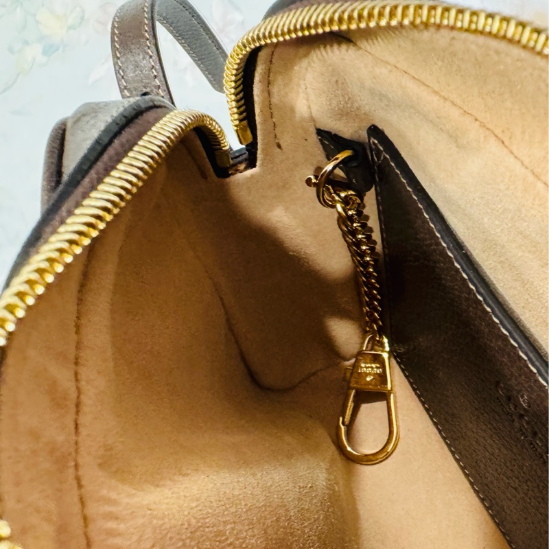 🚫售出🚫近新閒置正品 GUCCI 古馳 經典ophidia系列牛皮拉鍊 迷你肩背包-16