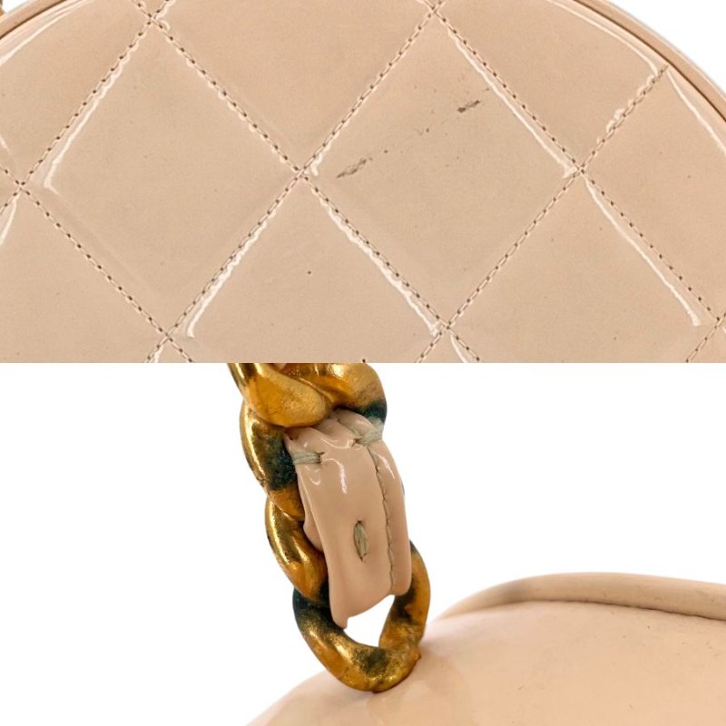 CHANEL Vintage Beige Patent Leather Round Vanity Handbag-6