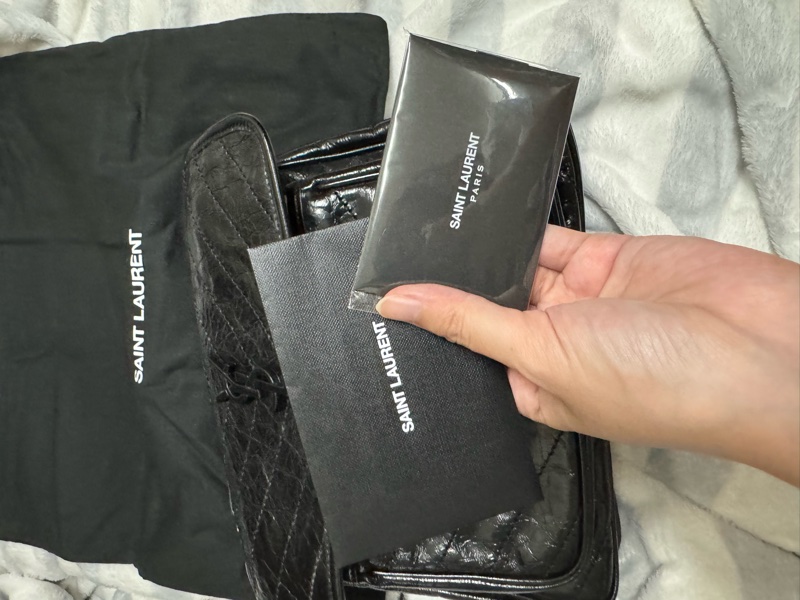 YSL NIKI中號黑色-16