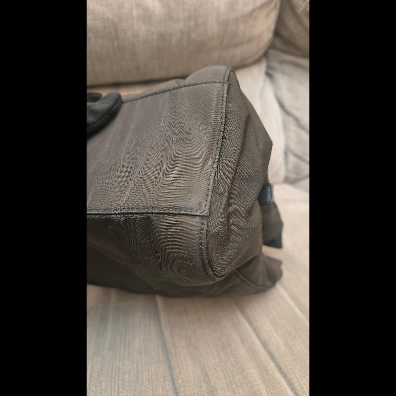 白菜價格💙實用稀有款💙 PRADA 皮穿鏈托特包/電腦包/多用途包/媽媽包-1