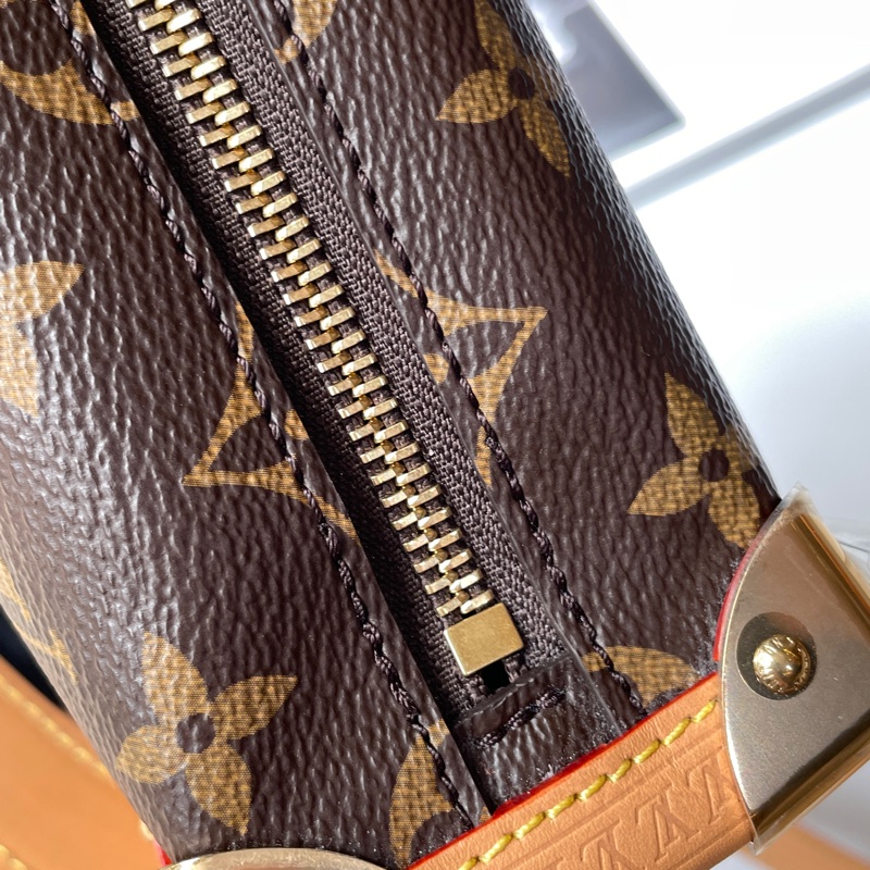 Louis Vuitton Side Trunk老花軟盒子 PM-8