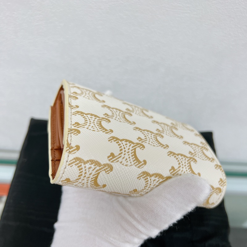 99新✨Celine triomphe wallet 白色老花凱旋門皮夾/短夾-6