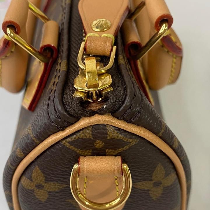LV M81085 nano speedy 波士頓包-18