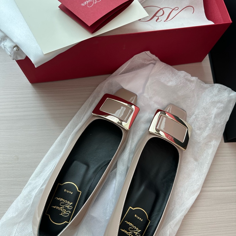 Roger Vivier 大象灰平底鞋-0