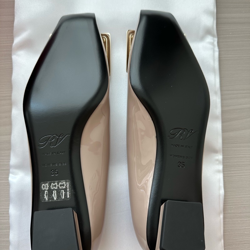 Roger Vivier 大象灰平底鞋-8