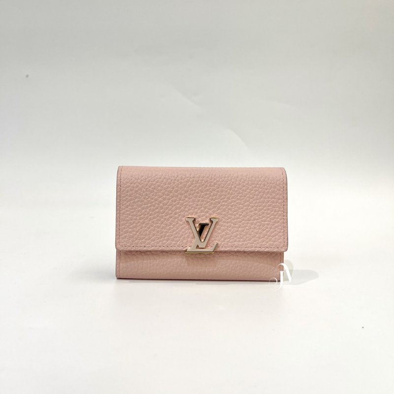 LV 粉紅色牛皮金釦Capucines8卡三折短夾M82361-0