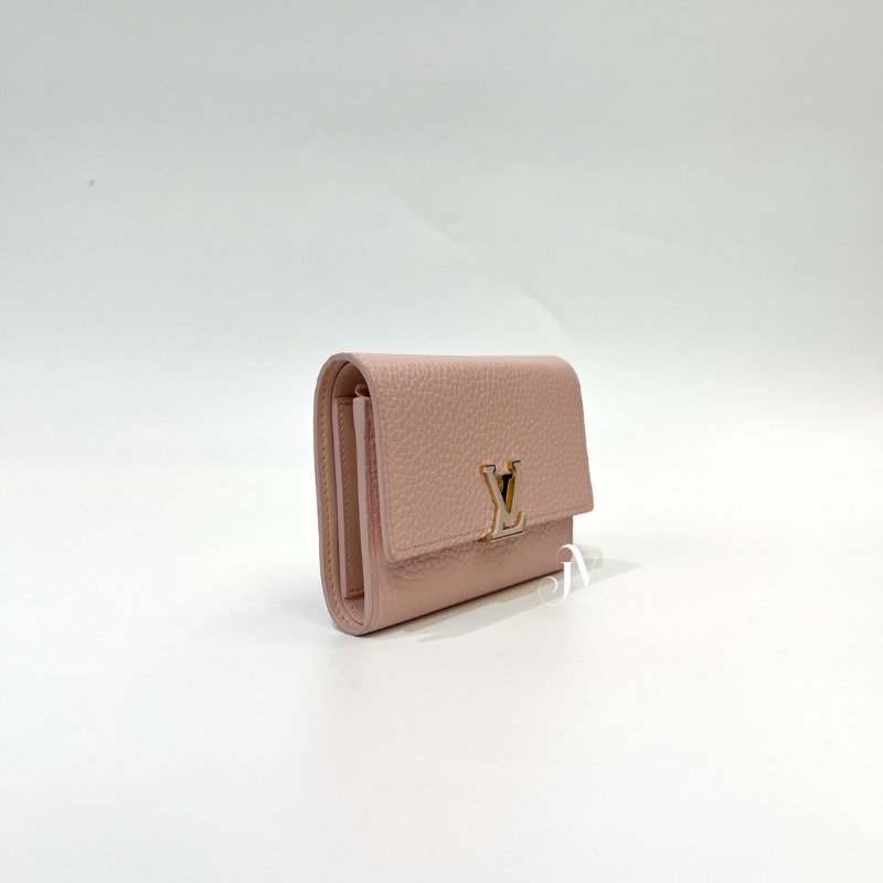 LV 粉紅色牛皮金釦Capucines8卡三折短夾M82361-2