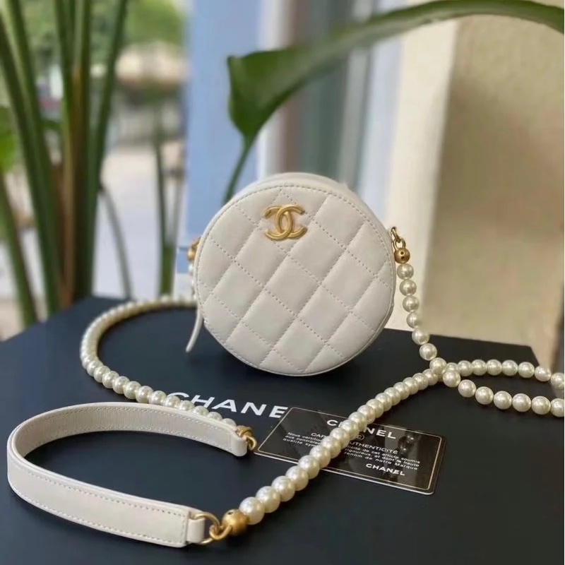 【哥吉拉精品時尚】Chanel 珍珠鏈圓餅包-2