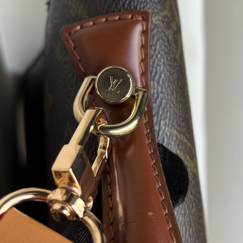 LV M51185 海盜包 郵差包 五金發亮✨ 手提包 斜背包 附上原廠鑰匙🔑+副廠背帶-7