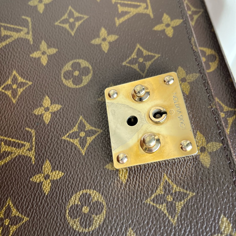 LV M51185 海盜包 郵差包 五金發亮✨ 手提包 斜背包 附上原廠鑰匙🔑+副廠背帶-27