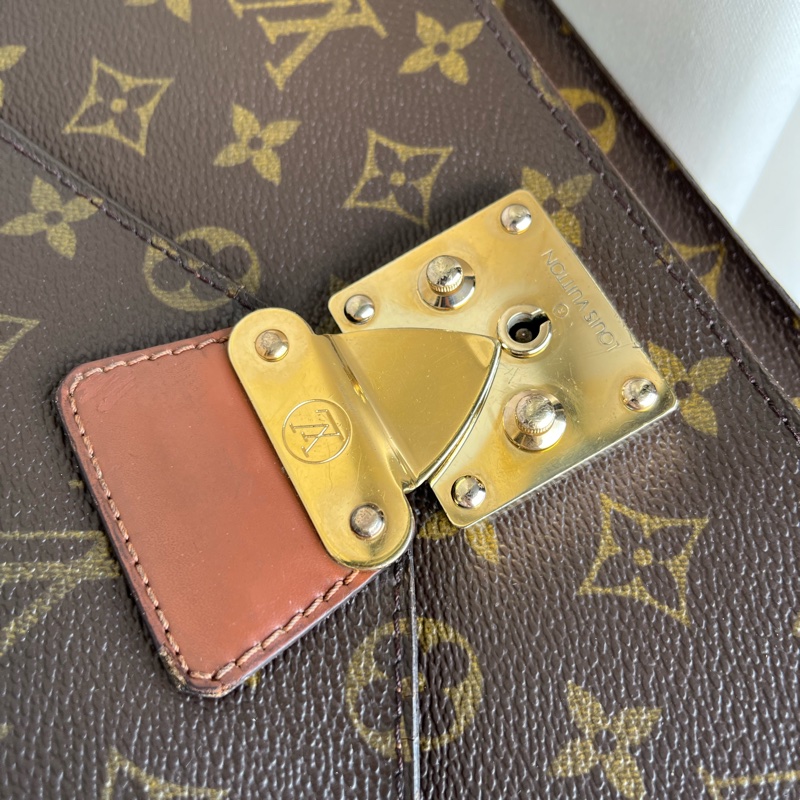 LV M51185 海盜包 郵差包 五金發亮✨ 手提包 斜背包 附上原廠鑰匙🔑+副廠背帶-28