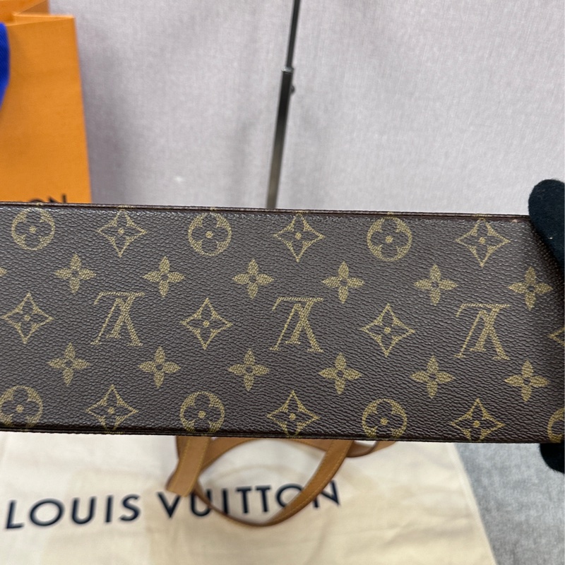 Lv Vivian 薇薇安大號托特單肩包🤎黃金尺寸釋出💫經典Lv Vintage-12