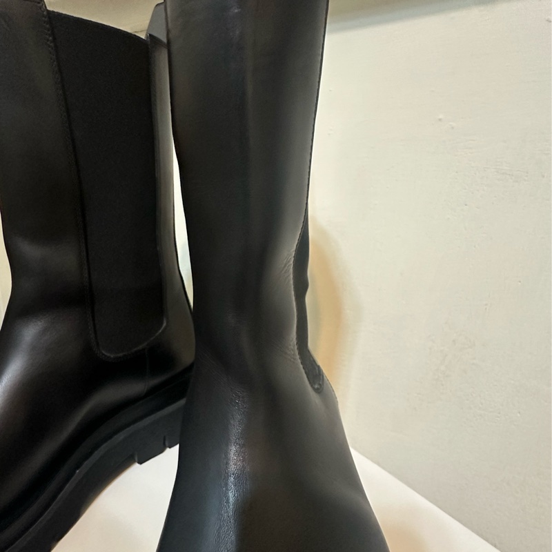Bottega Veneta Lug Chelsea Boot-3