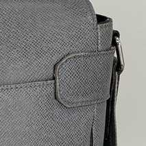 LOUIS VUITTON 大象灰皮革 側背包-20