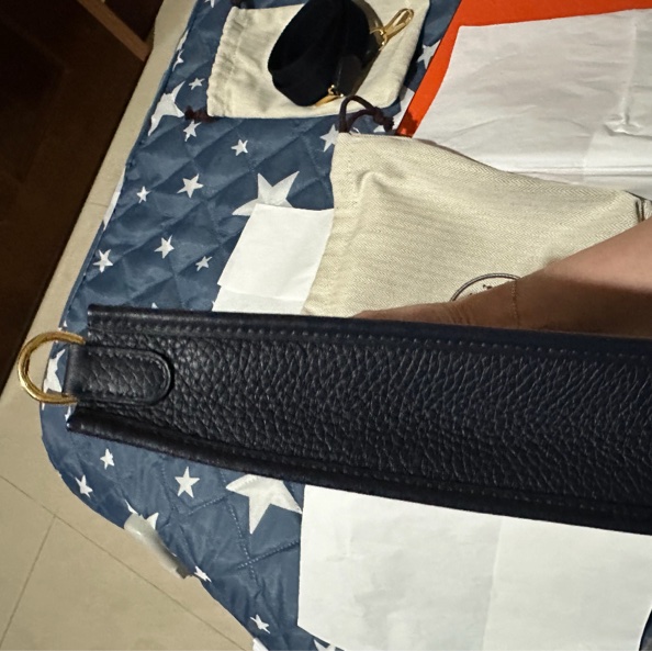 正品 愛馬仕Hermes Mini Evelyne 色號2Z午夜藍配金釦2022年Z刻印-11