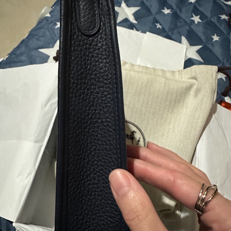 正品 愛馬仕Hermes Mini Evelyne 色號2Z午夜藍配金釦2022年Z刻印-17