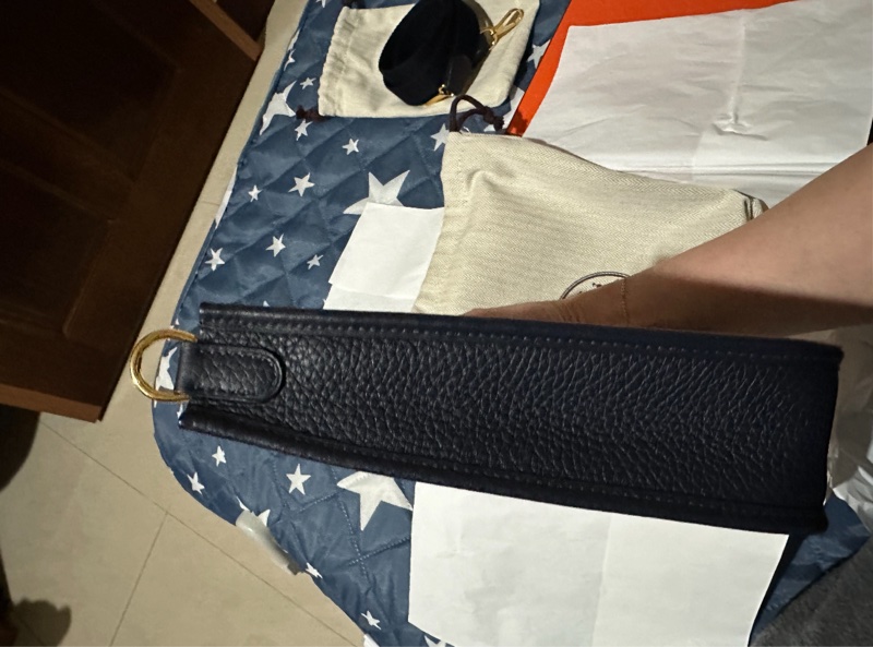 正品 愛馬仕Hermes Mini Evelyne 色號2Z午夜藍配金釦2022年Z刻印-28