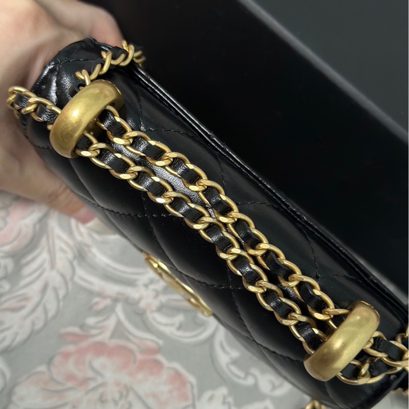 Chanel 香奈兒雙金球 小廢包 羊皮黑金 31開-11