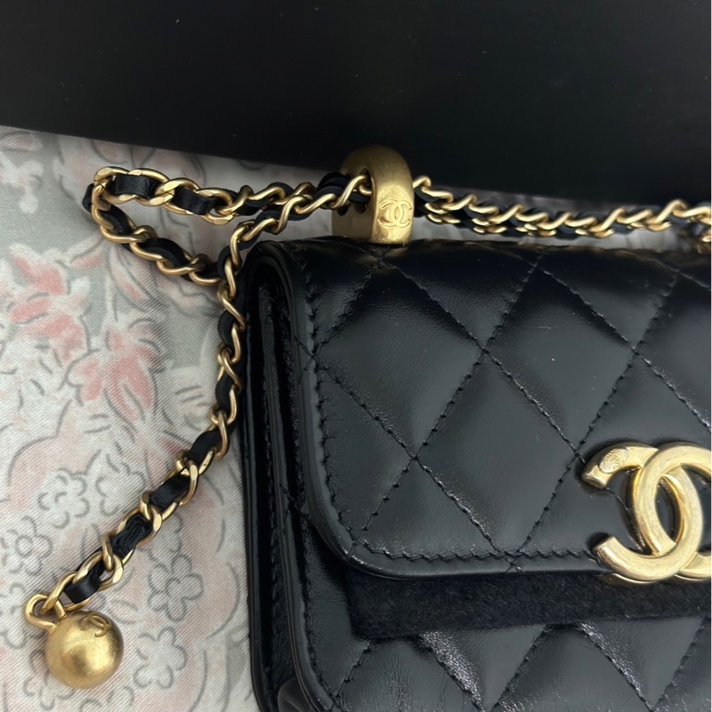 Chanel 香奈兒雙金球 小廢包 羊皮黑金 31開-12