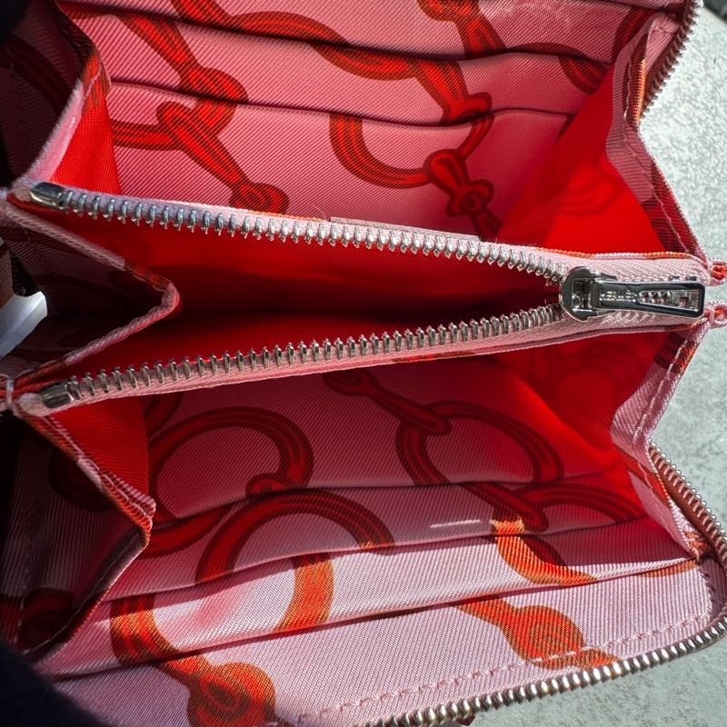 Hermès 愛馬仕絲巾silk in金棕短夾-2