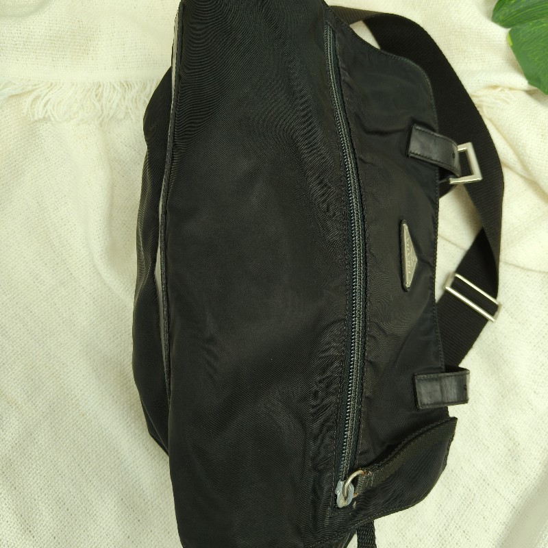 ㊣✨PRADA✨（附防塵袋）普拉達 黑色 掀蓋式 輕量 帆布 雙釦 郵差包 肩背包 斜背包 /二手包/二手精品/保證正品🌳二手樹屋🌳-6