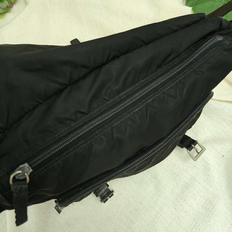 ㊣✨PRADA✨（附防塵袋）普拉達 黑色 掀蓋式 輕量 帆布 雙釦 郵差包 肩背包 斜背包 /二手包/二手精品/保證正品🌳二手樹屋🌳-44