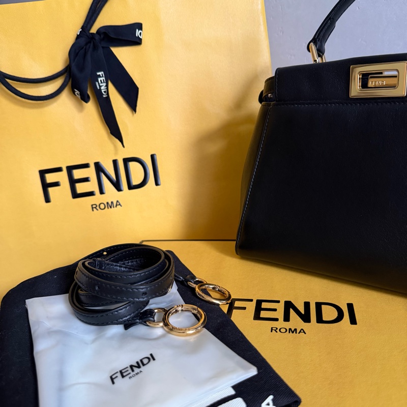 Fendi Mini Peekaboo 黑金皮革-18