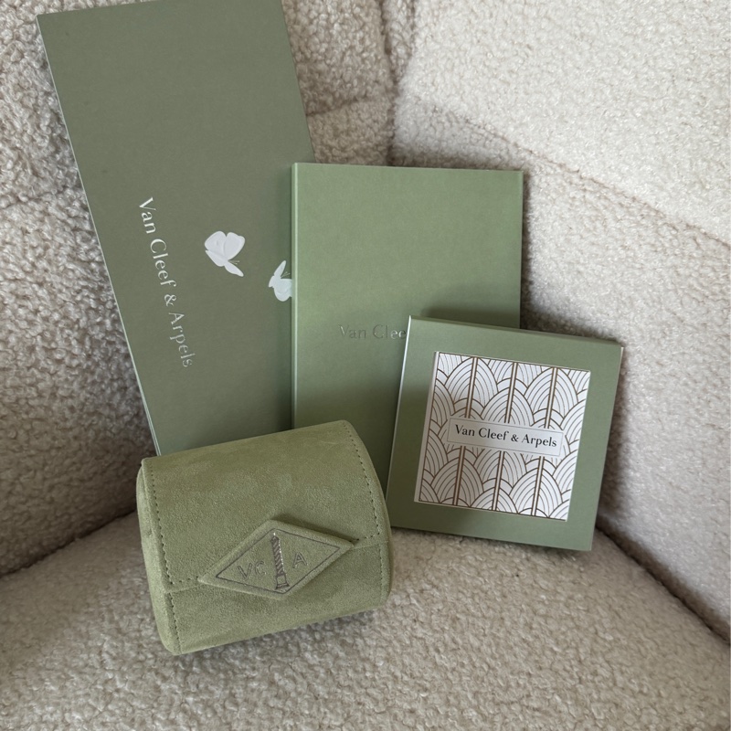 vca白金五花手鍊 梵克雅寶 van cleef&Arpels-3