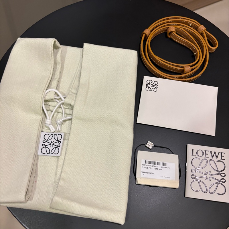 Loewe Mini Puzzle Fold Tote 沙漠色 暖沙色-11