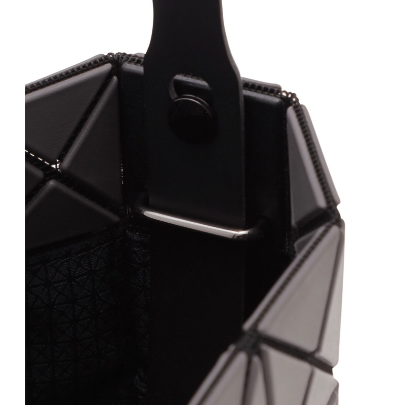 ISSEY MIYAKE 三宅一生 4x5 霧面灰 方盒斜背包-7