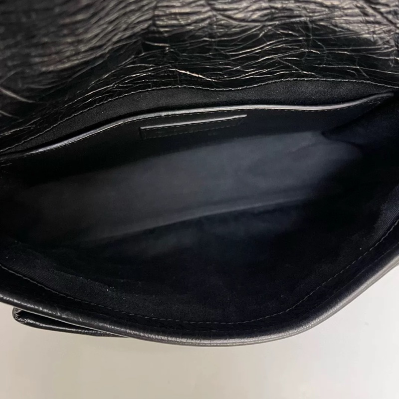 YSL Saint Laurent Niki小號黑色全皮銀鏈郵差包-8