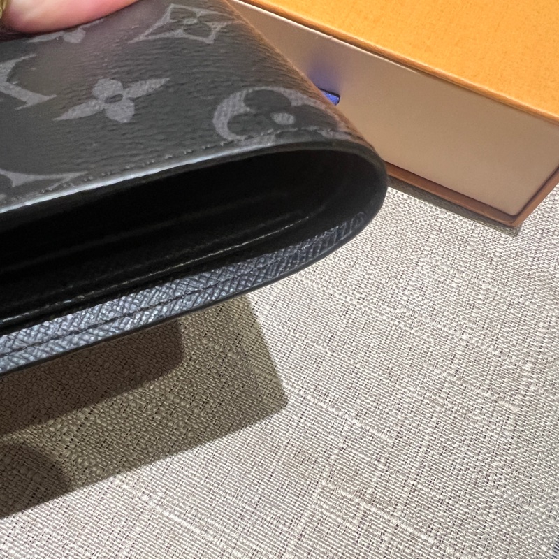 LV黑老花短夾-10