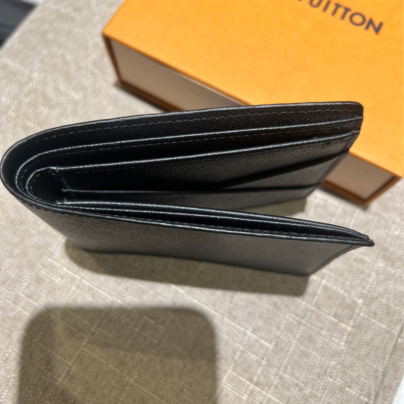 LV黑老花短夾-11