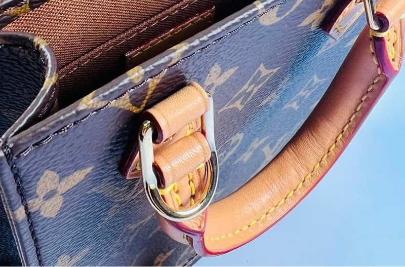 【哥吉拉精品時尚】LV 老花琴譜包 芯片款-15