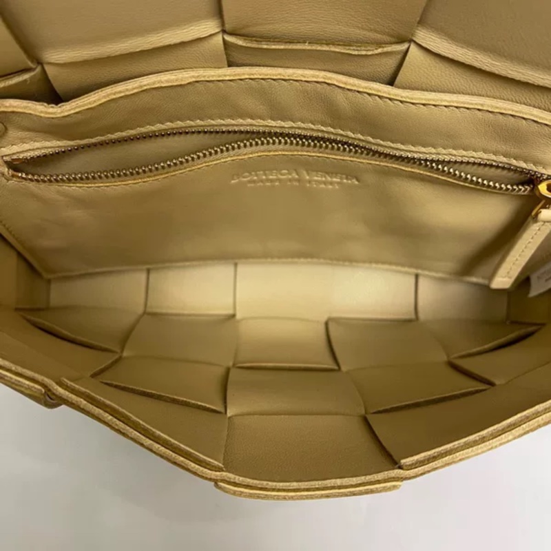 BV Cassette全皮編織橄欖綠單肩斜挎包-7