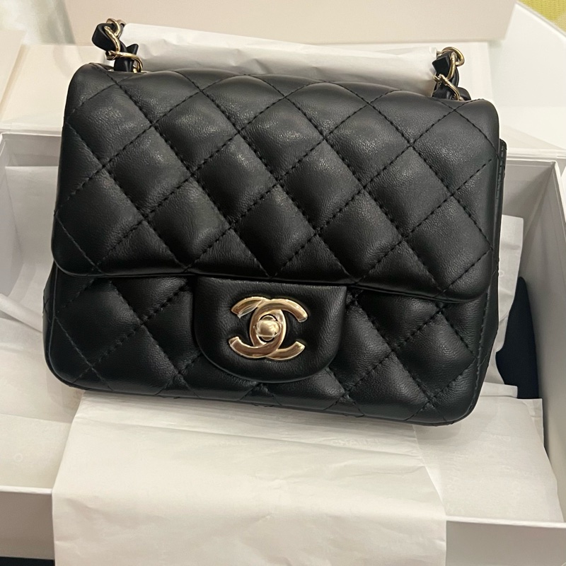 香奈兒方胖子 Chanel mini classic flap 17黑色淡金扣-0
