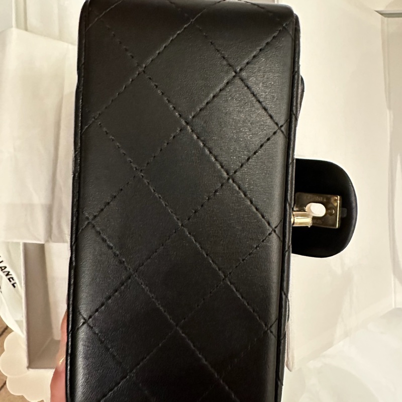 香奈兒方胖子 Chanel mini classic flap 17黑色淡金扣-2