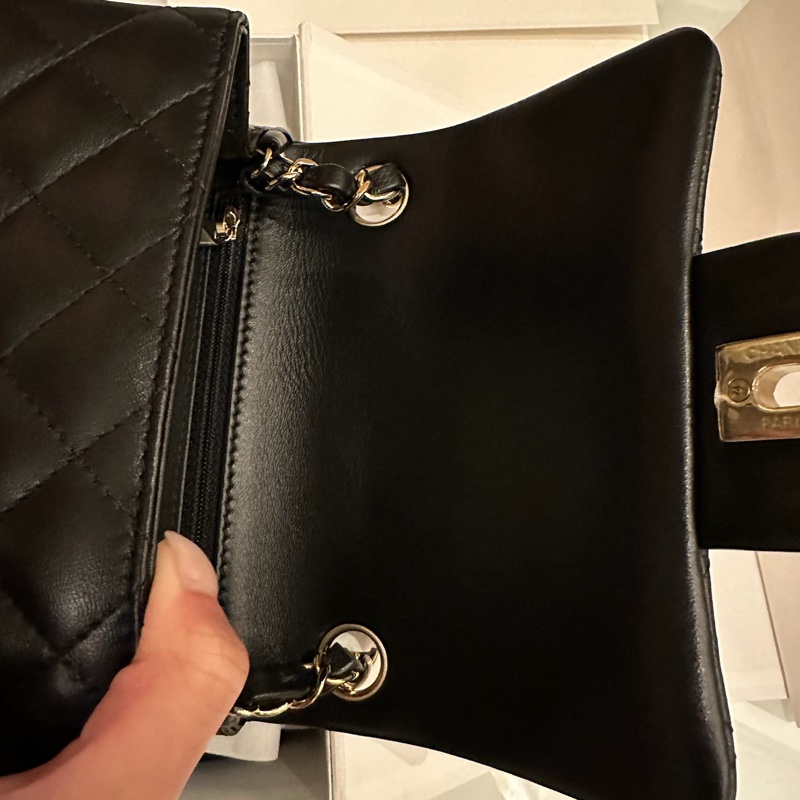 香奈兒方胖子 Chanel mini classic flap 17黑色淡金扣-3