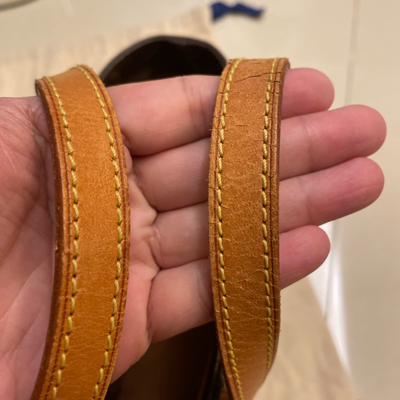 LV薇薇安便當包小號-15