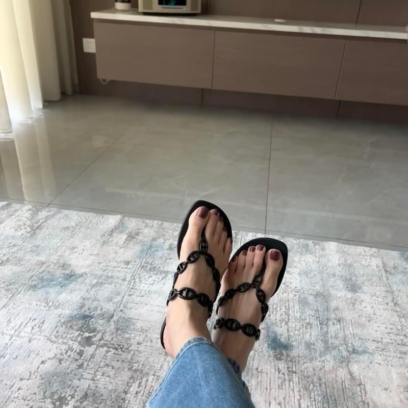 Hermes 豬鼻夾腳涼鞋 38號-1