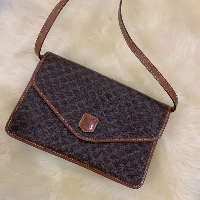 Celine 凱旋門復古老花 pvc 真皮 信封側背包-0