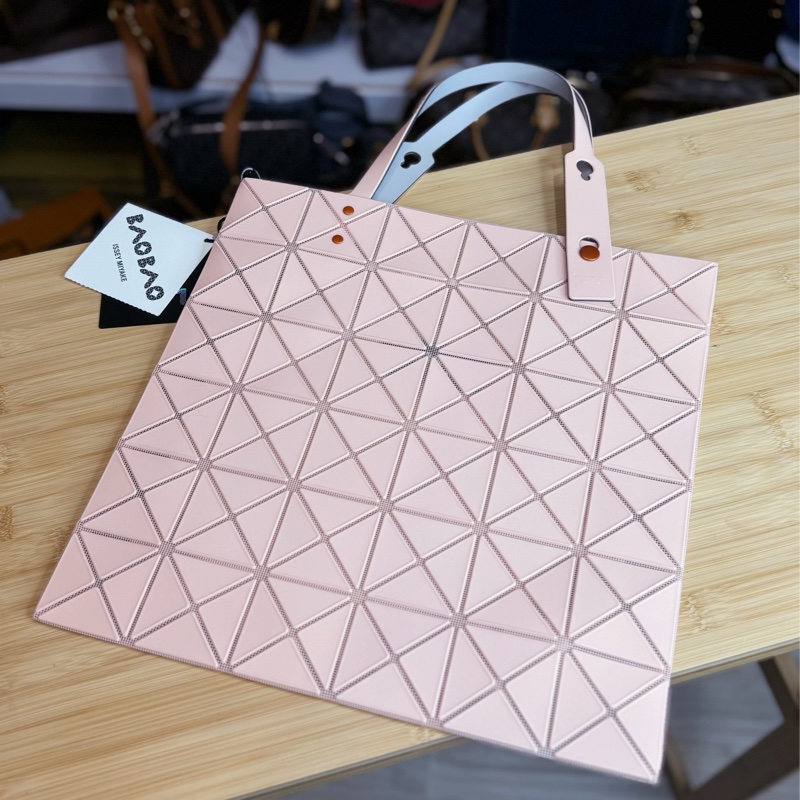 BAOBAO三宅一生2023新款霧面粉色粉網6x6肩背/手提🗝️超質感-0
