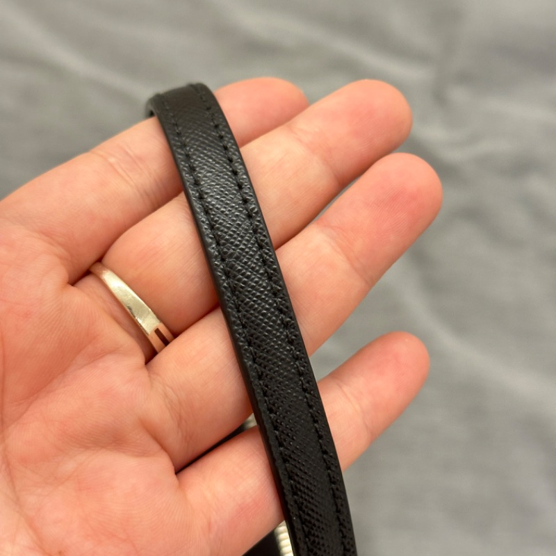 Prada Hobo 2005 Re-edition-9