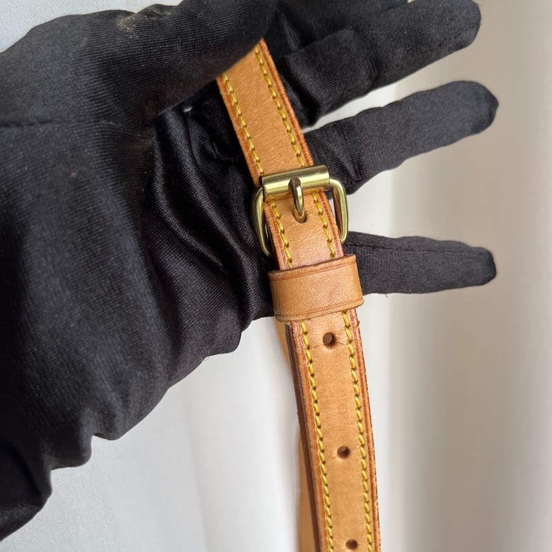 🔥限時特價至7/25🧸 LV M51290 中號貝殼包 斜背包 肩背包 包 五金發亮✨-8