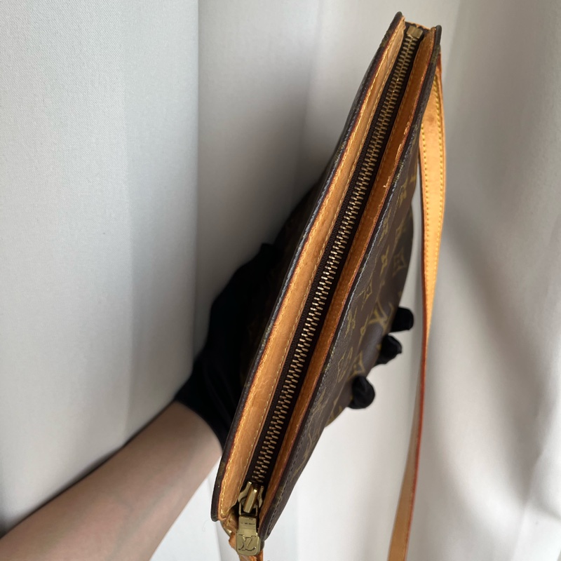 🔥限時特價至7/25🧸 LV M51290 中號貝殼包 斜背包 肩背包 包 五金發亮✨-17