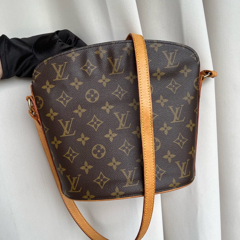 🔥限時特價至7/25🧸 LV M51290 中號貝殼包 斜背包 肩背包 包 五金發亮✨-20