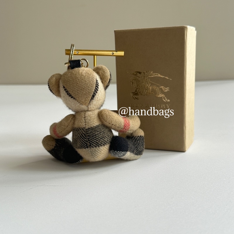 Burberry 基本款格子小熊🐻吊飾-9