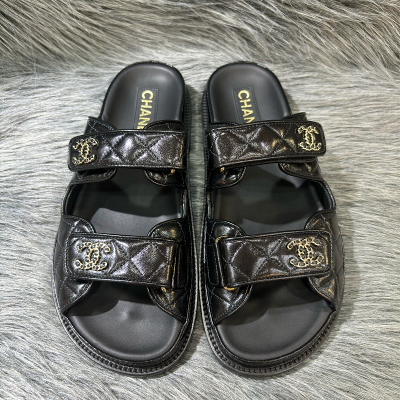CHANEL G45507 LOGO 雙C金釦 黑色 牛皮 菱格紋 皮穿鍊 勃肯鞋 拖鞋 平底鞋 涼鞋-0