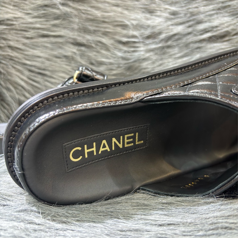 CHANEL G45507 LOGO 雙C金釦 黑色 牛皮 菱格紋 皮穿鍊 勃肯鞋 拖鞋 平底鞋 涼鞋-9